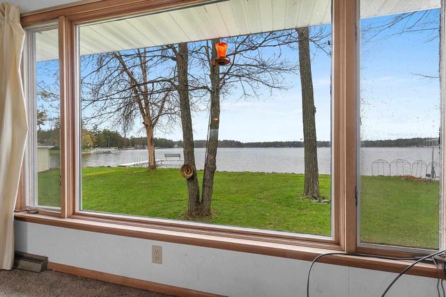 W8314 RUSTIC DRIVE, Clintonville, WI 54929