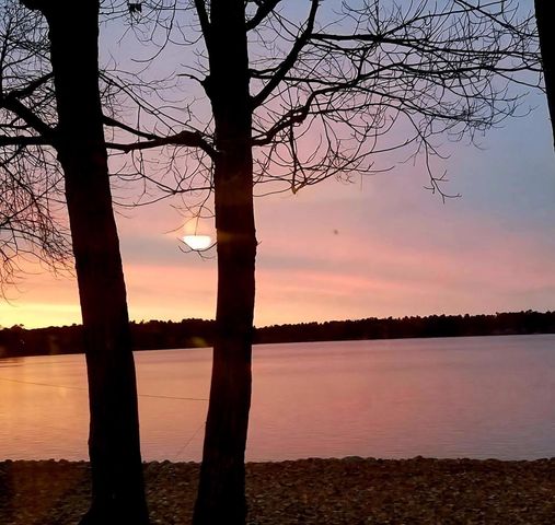W8314 RUSTIC DRIVE, Clintonville, WI 54929