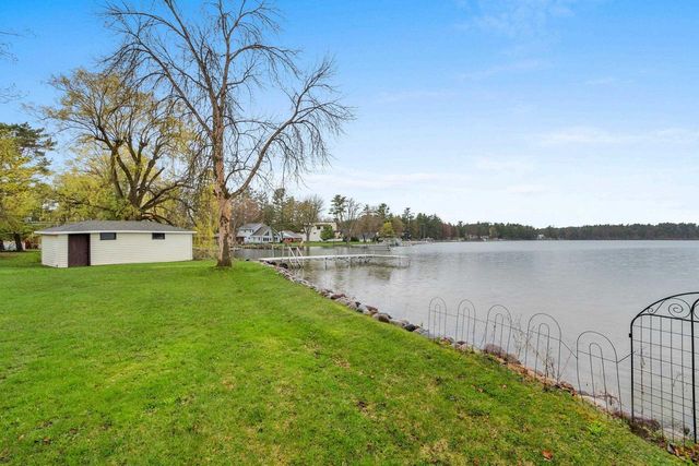 W8314 RUSTIC DRIVE, Clintonville, WI 54929