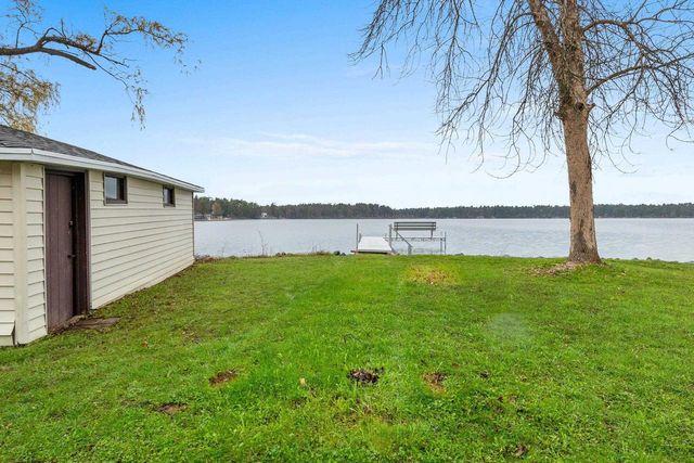 W8314 RUSTIC DRIVE, Clintonville, WI 54929