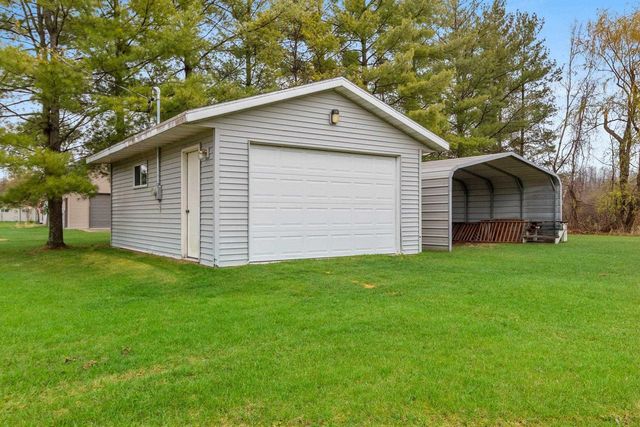 W8314 RUSTIC DRIVE, Clintonville, WI 54929
