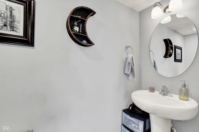 6527 McCreery Court, Indianapolis, IN 46221