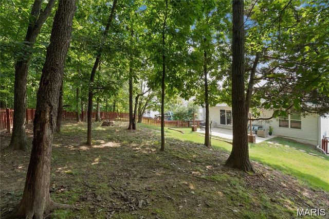 147 Hunters Lake Court, Eureka, MO 63025