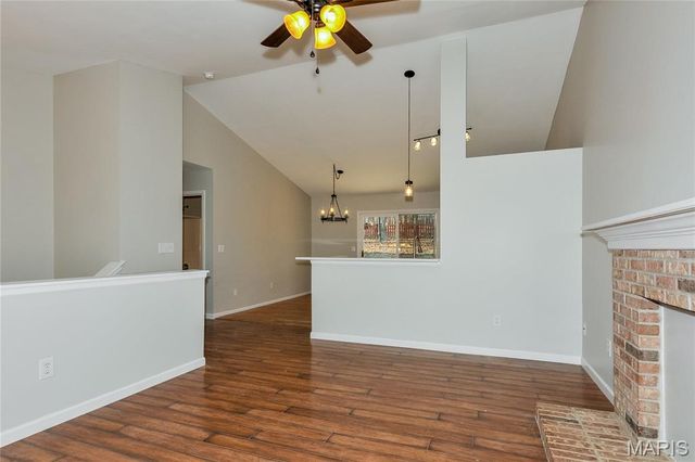 147 Hunters Lake Court, Eureka, MO 63025