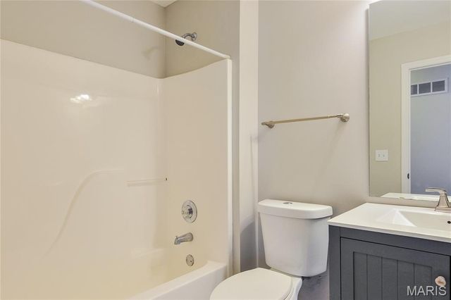 147 Hunters Lake Court, Eureka, MO 63025
