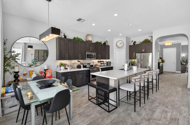 10171 Mccarron Way, Sacramento, CA 95829