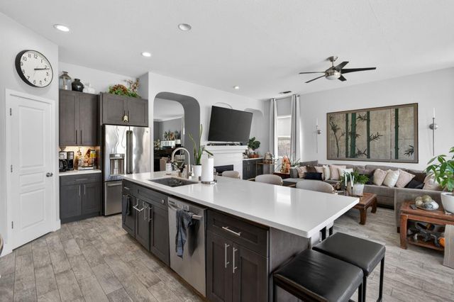 10171 Mccarron Way, Sacramento, CA 95829