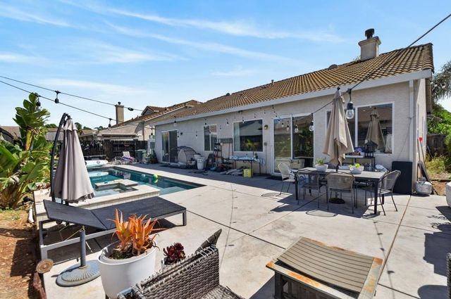 10171 Mccarron Way, Sacramento, CA 95829