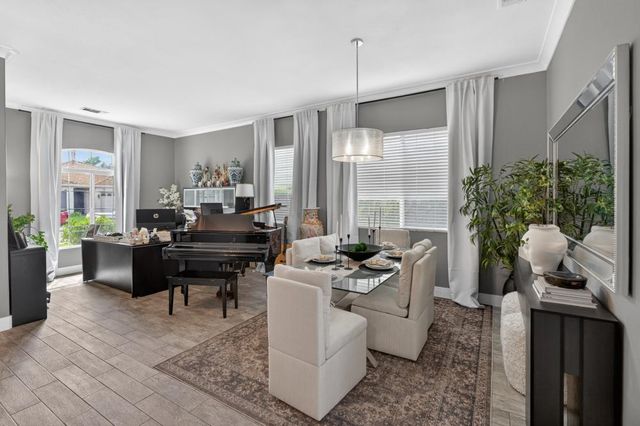 10171 Mccarron Way, Sacramento, CA 95829