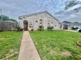 11538 Neff Street, Houston, TX 77072
