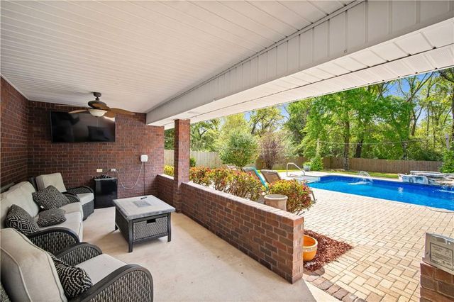 10713 Rigby Drive, Mobile, AL 36695