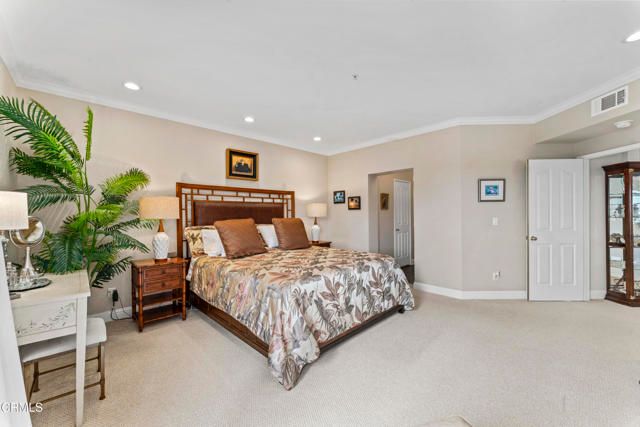 1729 Emerald Isle Way, Oxnard, CA 93035