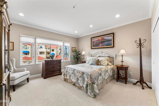 1729 Emerald Isle Way, Oxnard, CA 93035