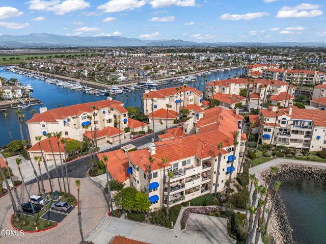 1729 Emerald Isle Way, Oxnard, CA 93035