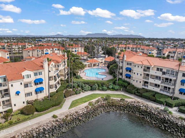 1729 Emerald Isle Way, Oxnard, CA 93035