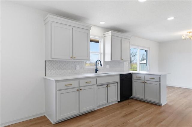 20606 E 220th Street, Harrisonville, MO 64701