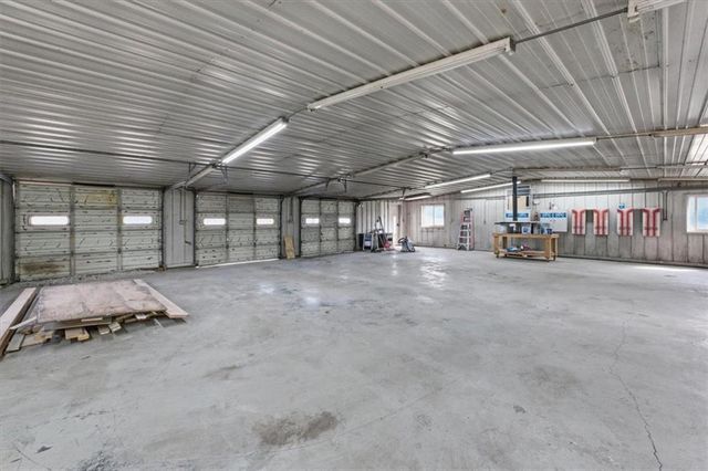 20606 E 220th Street, Harrisonville, MO 64701