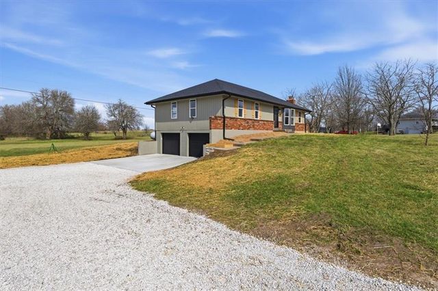 20606 E 220th Street, Harrisonville, MO 64701