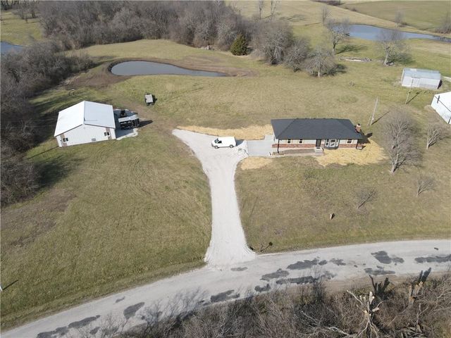 20606 E 220th Street, Harrisonville, MO 64701