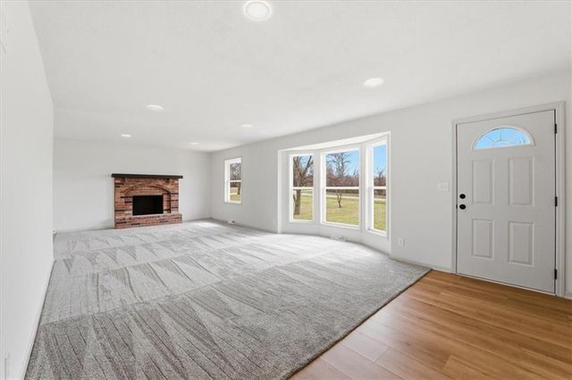 20606 E 220th Street, Harrisonville, MO 64701