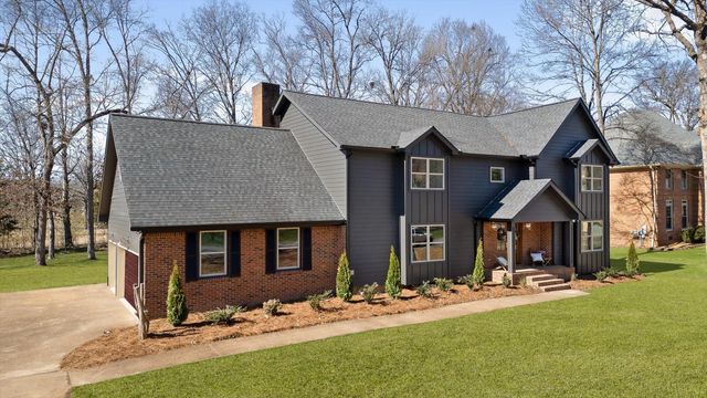 1307 Windbrook Lane, Hixson, TN 37343