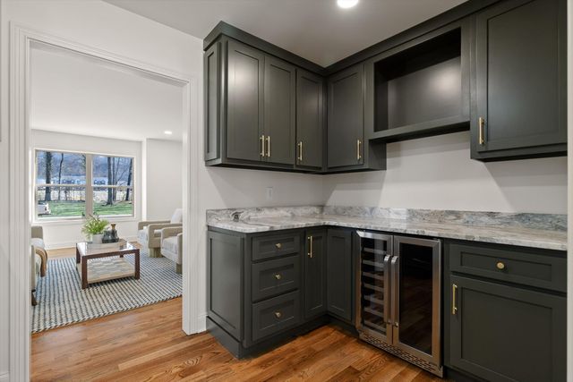 1307 Windbrook Lane, Hixson, TN 37343