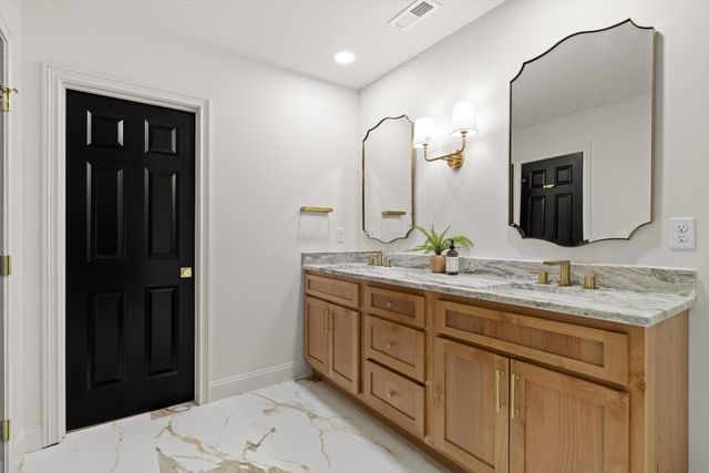 1307 Windbrook Lane, Hixson, TN 37343