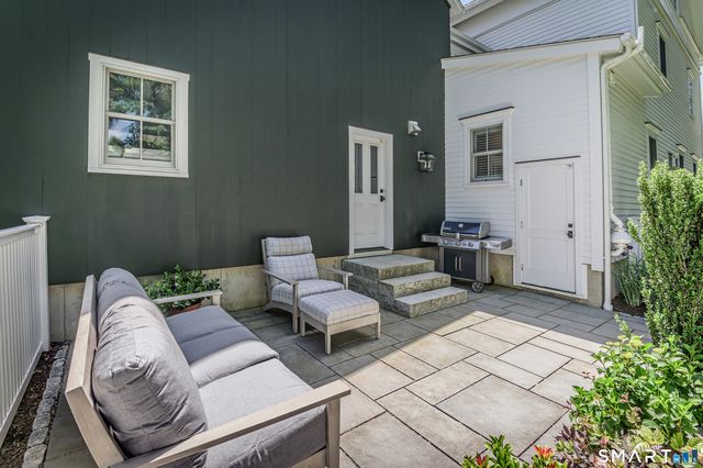 500 Main Street 6, Ridgefield, CT 06877