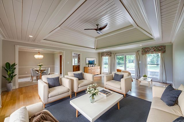 9133 Twelve Corners Rd, Lascassas, TN 37085