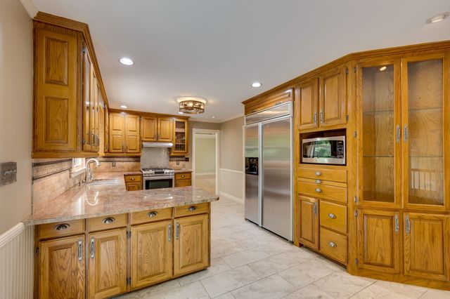 9133 Twelve Corners Rd, Lascassas, TN 37085
