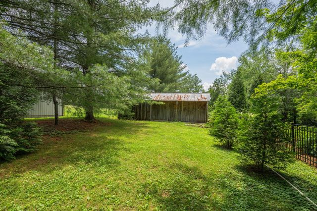 9133 Twelve Corners Rd, Lascassas, TN 37085