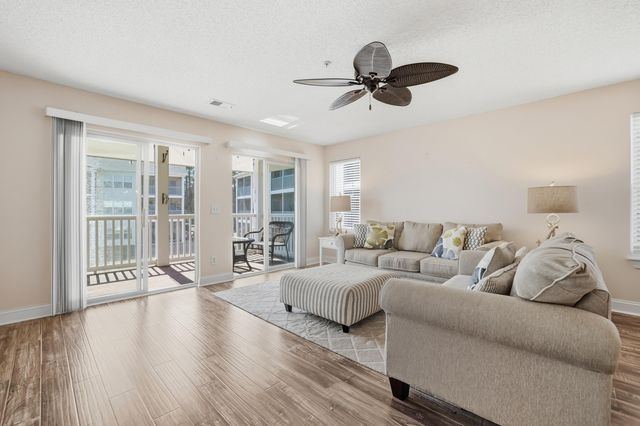 627 Woodmoor Dr Unit 203, Murrells Inlet, SC 29576