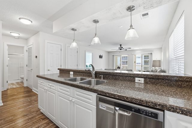 627 Woodmoor Dr Unit 203, Murrells Inlet, SC 29576