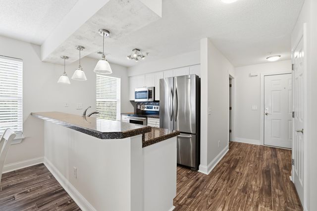 627 Woodmoor Dr Unit 203, Murrells Inlet, SC 29576