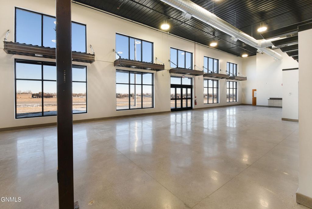 6611 2nd Avenue W, Williston, ND 58801 photo 23