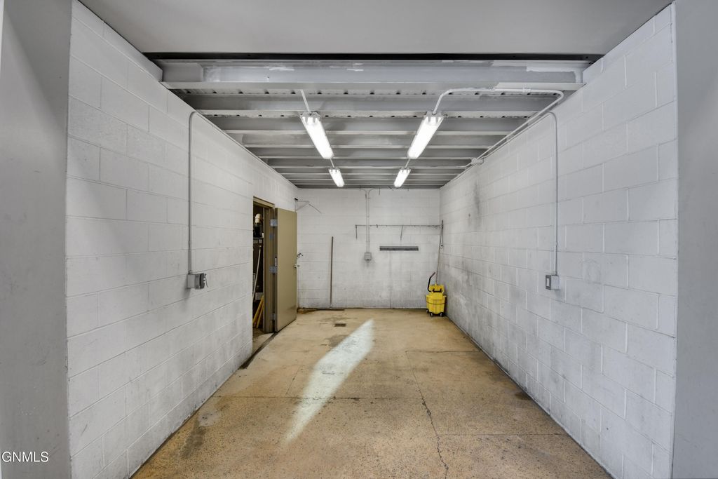 6611 2nd Avenue W, Williston, ND 58801 photo 40