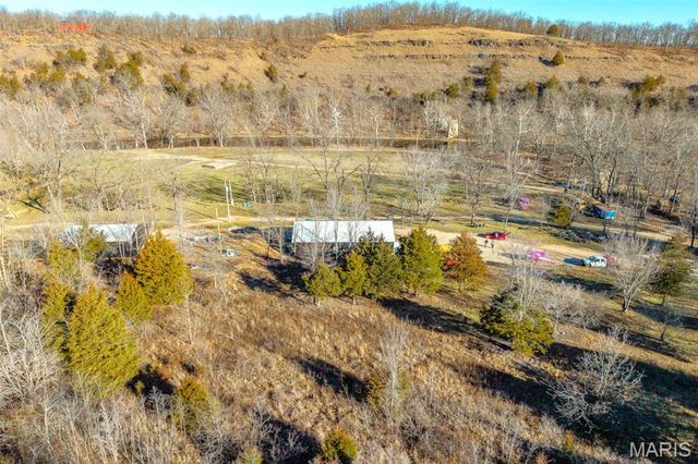 30651 MARIGOLD, Lebanon, MO 65536