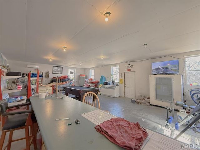 30651 MARIGOLD, Lebanon, MO 65536