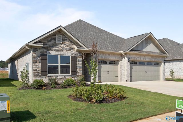 137 Striker Lane, Harvest, AL 35749