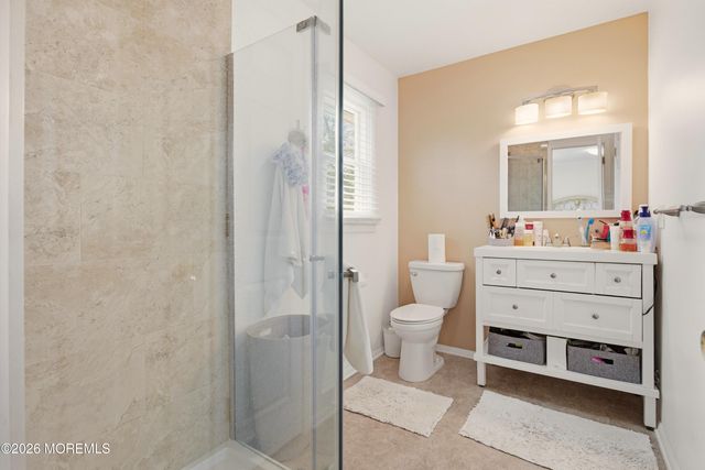 111 Oak Ridge Parkway, Toms River, NJ 08755