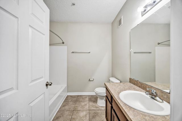 5006 KEY LIME Drive 203, Jacksonville, FL 32256