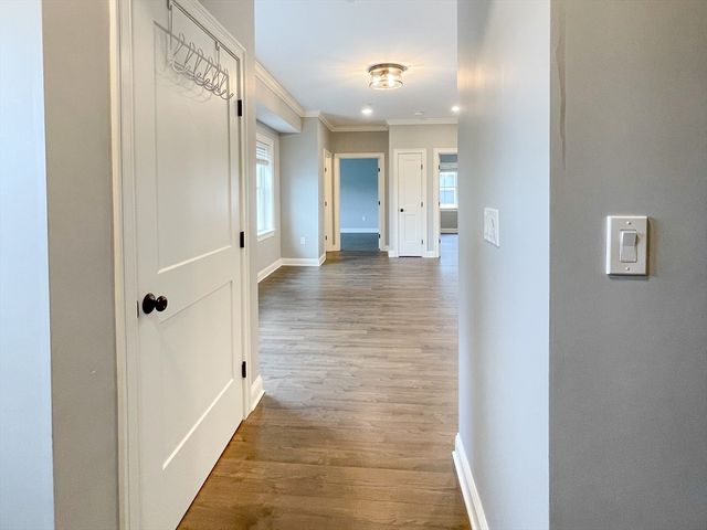 862 Washington St. 3, Norwood, MA 02062