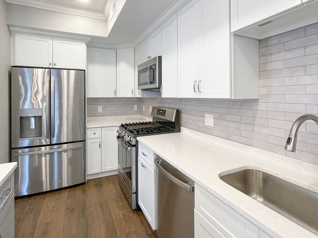 862 Washington St. 3, Norwood, MA 02062