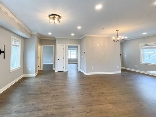 862 Washington St. 3, Norwood, MA 02062