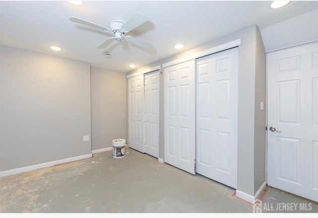 3 Tiger Lilly Court, Sayreville, NJ 08872