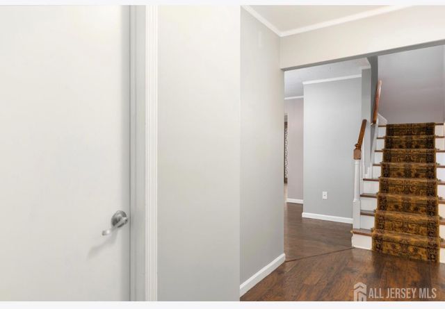 3 Tiger Lilly Court, Sayreville, NJ 08872