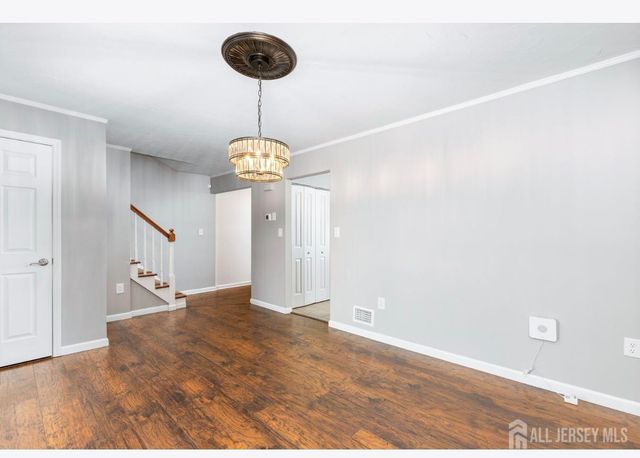 3 Tiger Lilly Court, Sayreville, NJ 08872
