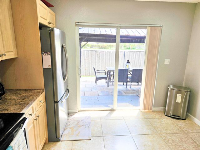 520 N Southridge Road N, Delray Beach, FL 33444