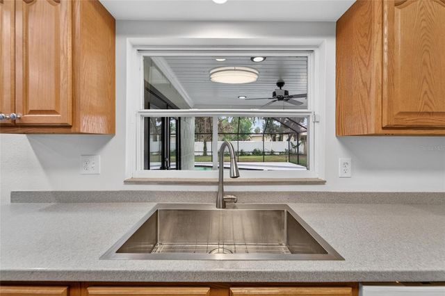 903 OLD DARBY STREET, Seffner, FL 33584