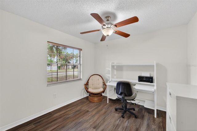 903 OLD DARBY STREET, Seffner, FL 33584